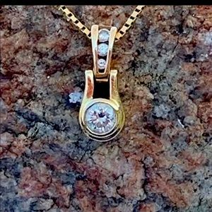 Beautiful 14k yellow gold 30 cttw brilliant diam